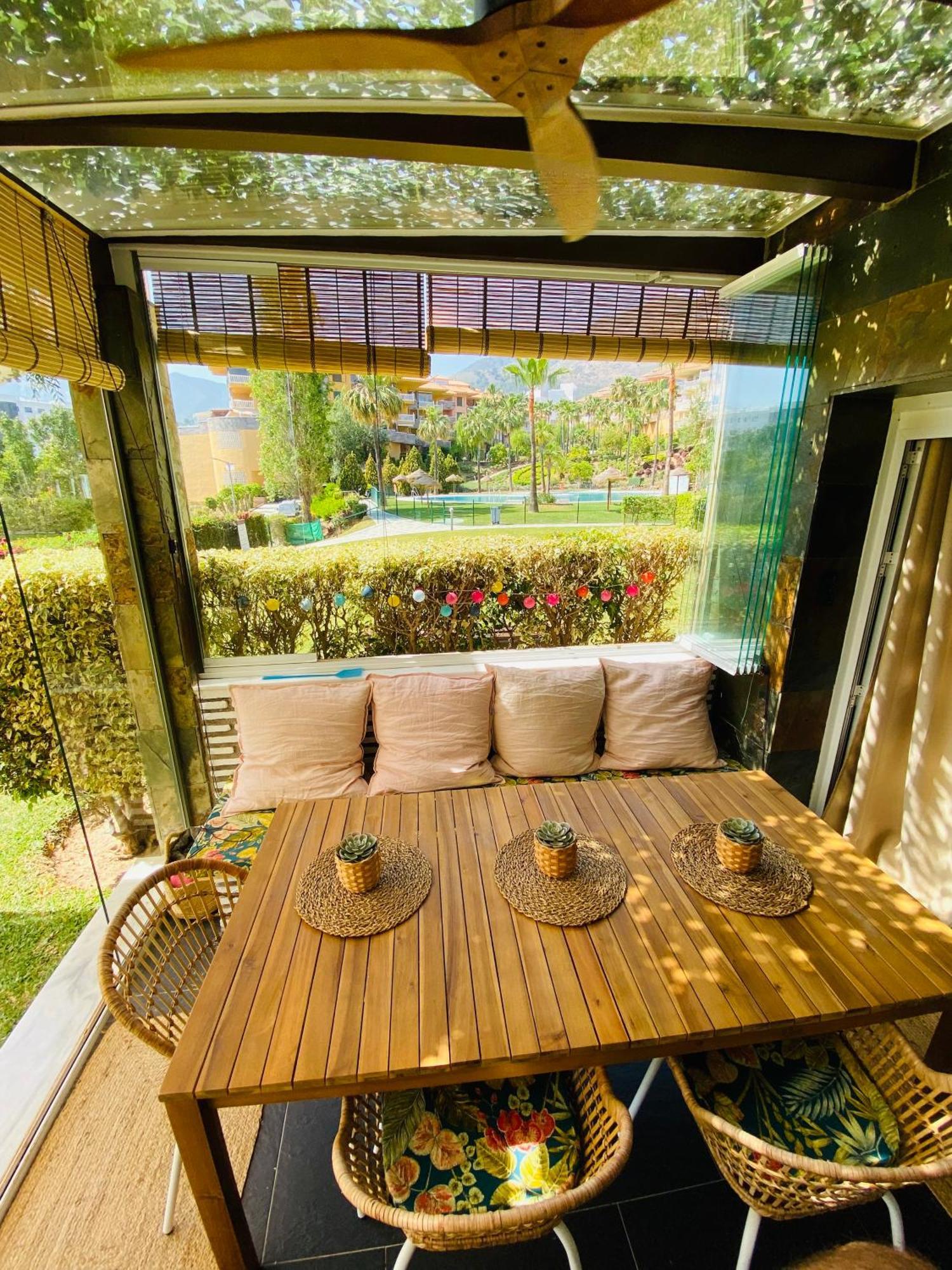 Reserva Del Higueron Boutique Apartments フエンヒロラ エクステリア 写真