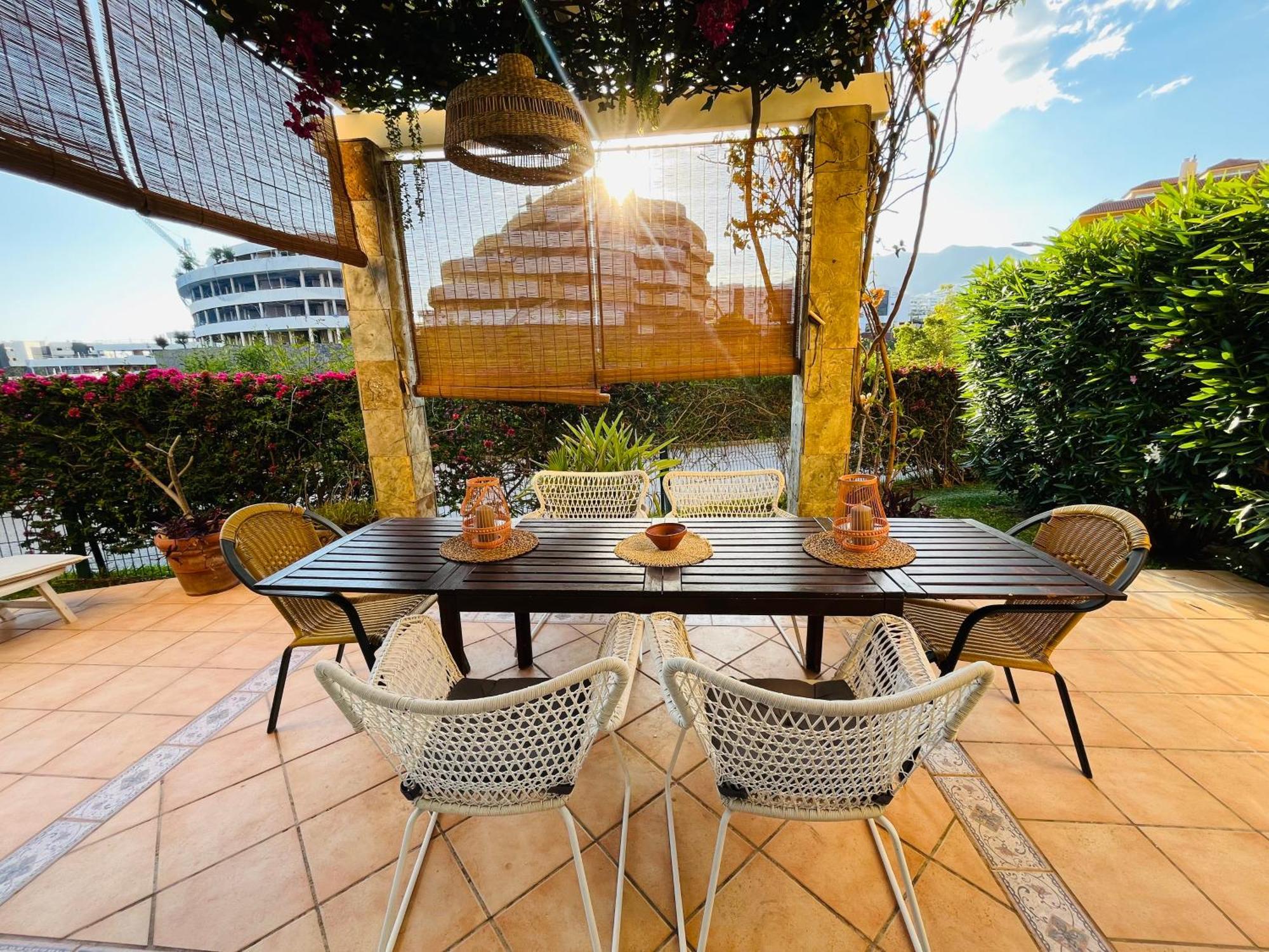 Reserva Del Higueron Boutique Apartments フエンヒロラ エクステリア 写真